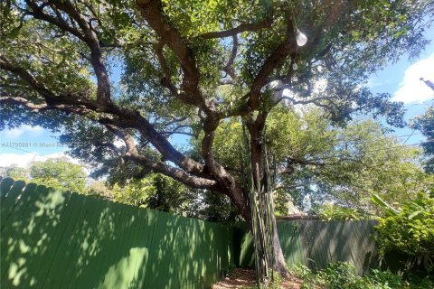 Villa ou maison à louer à Miami, Floride: 2 chambres, 140 m2 № 1668015 - photo 21