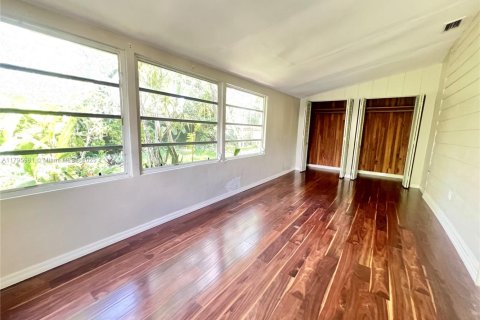 Villa ou maison à louer à Miami, Floride: 2 chambres, 140 m2 № 1668015 - photo 11