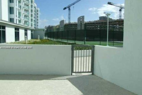 Condominio en venta en Aventura, Florida, 3 dormitorios, 128.02 m2 № 2035852 - foto 5