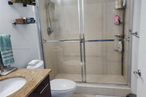 Condominio en venta en Aventura, Florida, 3 dormitorios, 128.02 m2 № 2035852 - foto 27