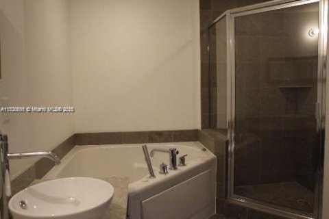 Condominio en venta en Aventura, Florida, 3 dormitorios, 128.02 m2 № 2035852 - foto 18