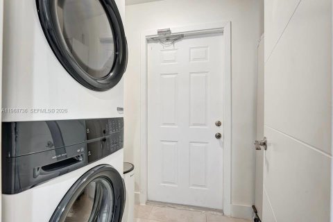 Apartamento en alquiler en Fort Lauderdale, Florida, 1 dormitorio, 46.45 m2 № 2031723 - foto 15