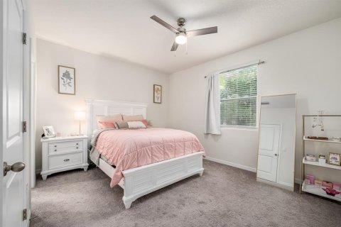 Townhouse in Newberry, Florida 3 bedrooms, 157 sq.m. № 1681748 - photo 17