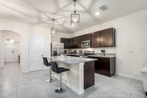 Townhouse in Newberry, Florida 3 bedrooms, 157 sq.m. № 1681748 - photo 9