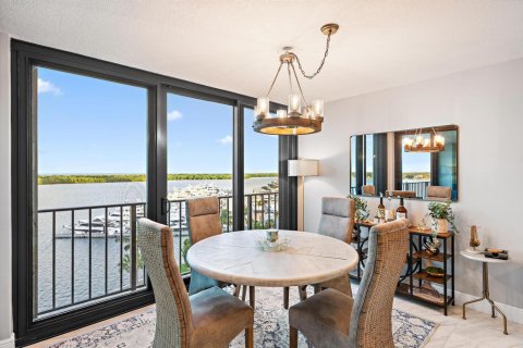 Condo in North Palm Beach, Florida, 2 bedrooms  № 2153675 - photo 22