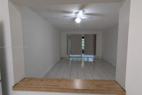 Copropriété à louer à Margate, Floride: 1 chambre, 65.03 m2 № 1825646 - photo 7