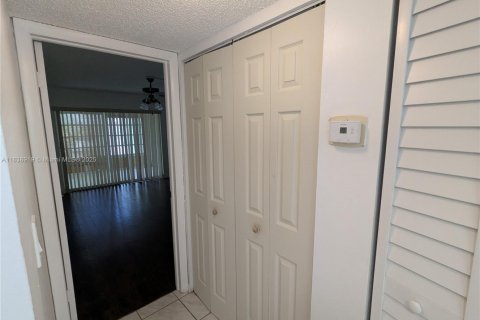 Copropriété à louer à Margate, Floride: 1 chambre, 65.03 m2 № 1825646 - photo 11