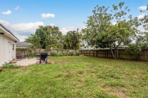 House in Largo, Florida 3 bedrooms, 116.87 sq.m. № 1771990 - photo 27