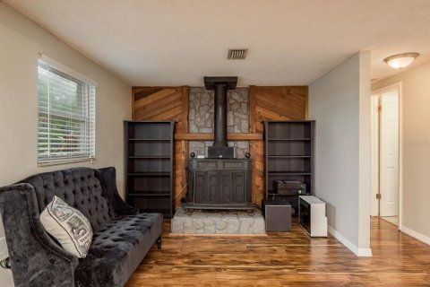 House in Largo, Florida 3 bedrooms, 116.87 sq.m. № 1771990 - photo 6