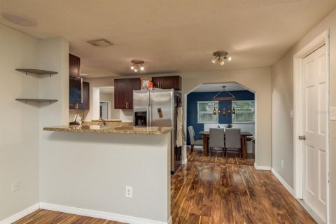 House in Largo, Florida 3 bedrooms, 116.87 sq.m. № 1771990 - photo 8