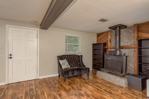 House in Largo, Florida 3 bedrooms, 116.87 sq.m. № 1771990 - photo 5