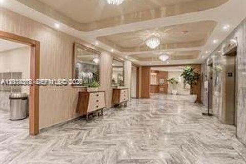 Copropriété à louer à Miami Beach, Floride: 1 chambre, 51.1 m2 № 2085258 - photo 3