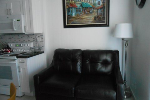 Copropriété à louer à Miami Beach, Floride: 1 chambre, 51.1 m2 № 2085258 - photo 7
