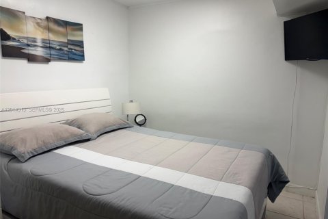 Copropriété à louer à Miami Beach, Floride: 1 chambre, 51.1 m2 № 2085258 - photo 13