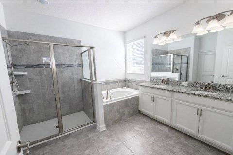 House in STOREY LAKE in Kissimmee, Florida 4 bedrooms, 201.23 sq.m. № 2092318 - photo 10