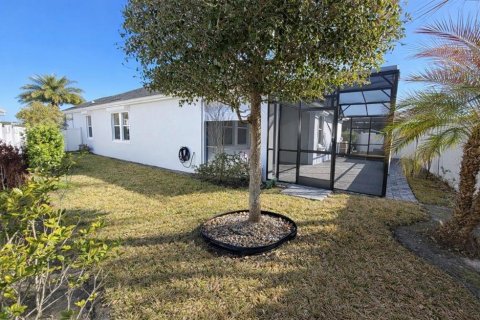 House in STOREY LAKE in Kissimmee, Florida 4 bedrooms, 201.23 sq.m. № 2092318 - photo 3