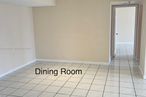 Condominio en alquiler en Sunny Isles Beach, Florida, 2 dormitorios, 115.2 m2 № 2046110 - foto 9