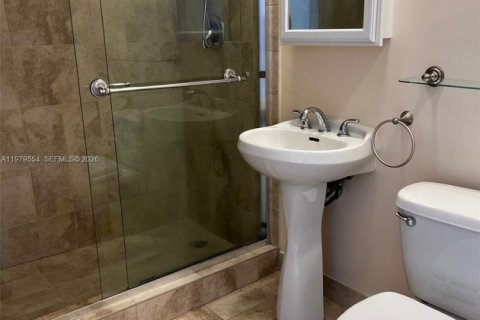 Condominio en alquiler en Sunny Isles Beach, Florida, 2 dormitorios, 115.2 m2 № 2046110 - foto 11