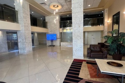 Condominio en alquiler en Sunny Isles Beach, Florida, 2 dormitorios, 115.2 m2 № 2046110 - foto 14