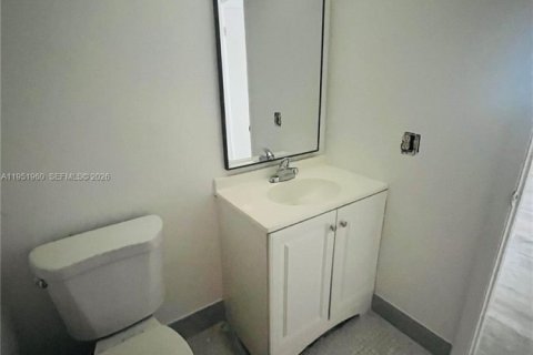 Купить кондоминиум в Лодердейл-Лейкс, Флорида 2 спальни, 89.19м2, № 2006101 - фото 9