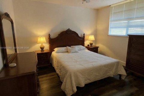 Купить кондоминиум в Лодердейл-Лейкс, Флорида 2 спальни, 89.19м2, № 2006101 - фото 6