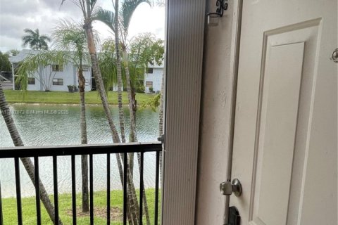 Condo in Homestead, Florida, 2 bedrooms  № 1828713 - photo 28