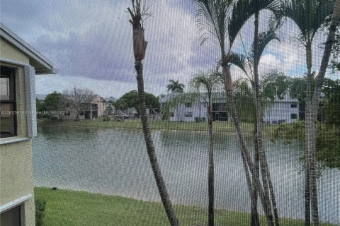 Condo in Homestead, Florida, 2 bedrooms  № 1828713 - photo 25