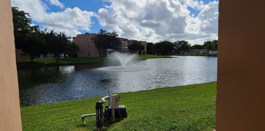 Condo in Sunrise, Florida, 1 bedroom  № 850186