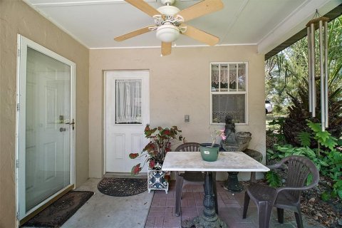 House in Eustis, Florida 5 bedrooms, 297.29 sq.m. № 1754462 - photo 28