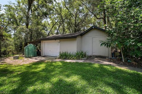 House in Eustis, Florida 5 bedrooms, 297.29 sq.m. № 1754462 - photo 25