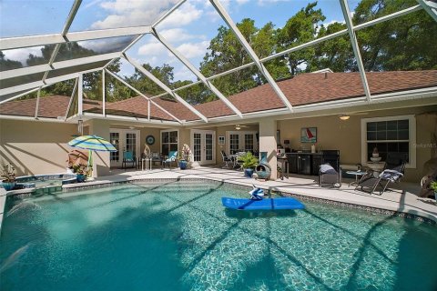 House in Eustis, Florida 5 bedrooms, 297.29 sq.m. № 1754462 - photo 22