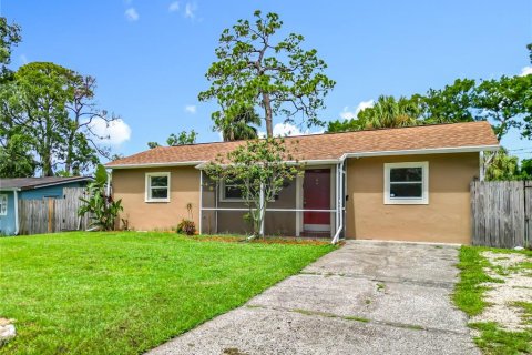 House in New Port Richey, Florida 3 bedrooms, 93.65 sq.m. № 1824397 - photo 24