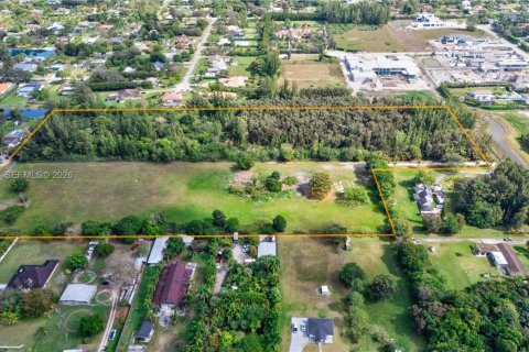 Terreno en venta en Southwest Ranches, Florida № 2007937 - foto 3