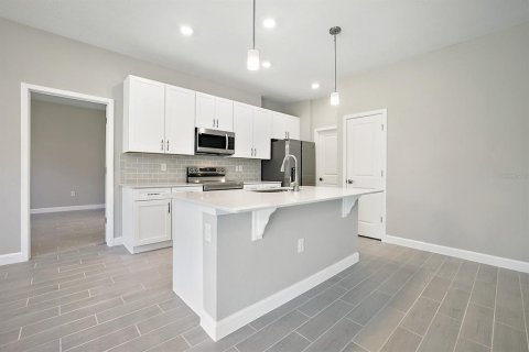 Casa en alquiler en Cape Coral, Florida, 4 dormitorios, 166.02 m2 № 1831483 - foto 8