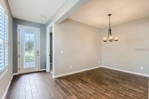 Casa en venta en Winter Garden, Florida, 5 dormitorios, 272.58 m2 № 1904653 - foto 2