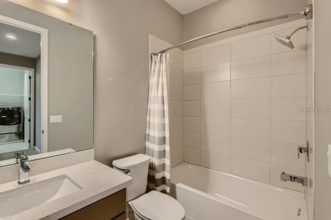 Купить виллу или дом в Уинтер-Гарден, Флорида 7 комнат, 272.58м2, № 1904653 - фото 21