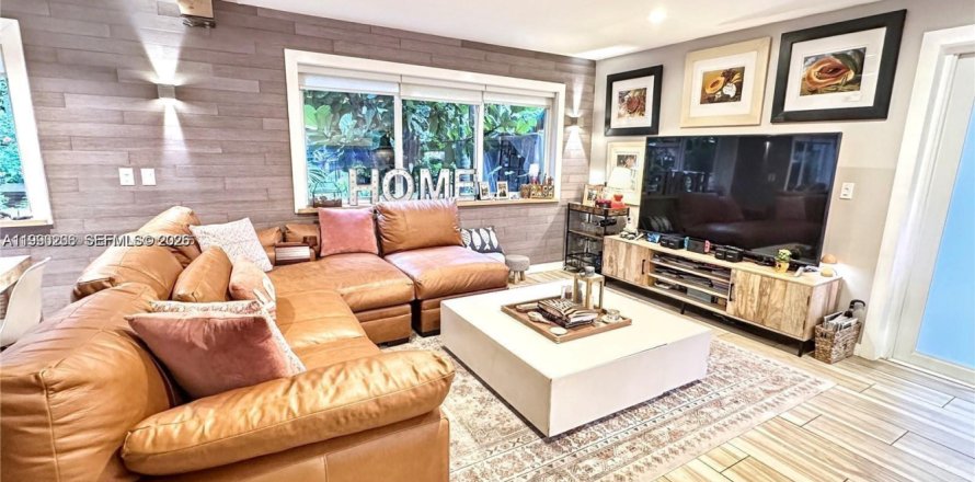 Condo à Miami Beach, Floride, 2 chambres  № 2056003