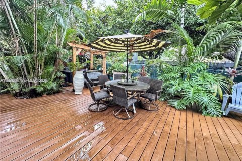 Copropriété à vendre à Miami Beach, Floride: 2 chambres № 2056003 - photo 14