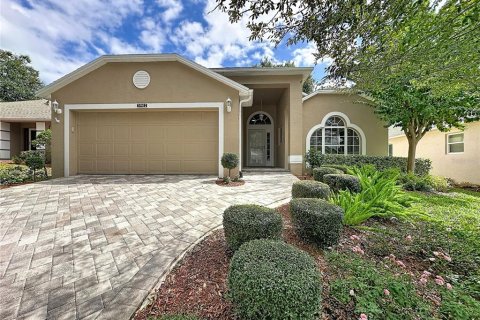 Villa ou maison à vendre à Clermont, Floride: 3 chambres, 142.33 m2 № 2424198 - photo 2