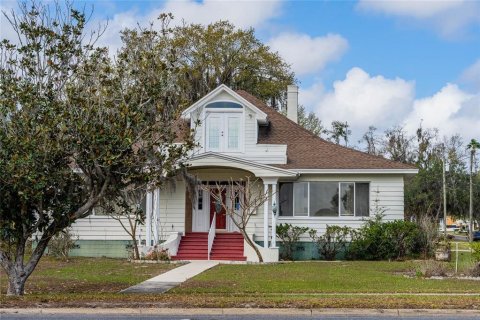 House in Lake Wales, Florida 3 bedrooms, 277.59 sq.m. № 2093562 - photo 9