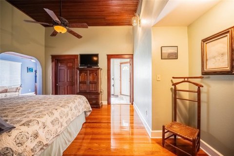 House in Lake Wales, Florida 3 bedrooms, 277.59 sq.m. № 2093562 - photo 10