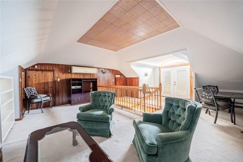 House in Lake Wales, Florida 3 bedrooms, 277.59 sq.m. № 2093562 - photo 6