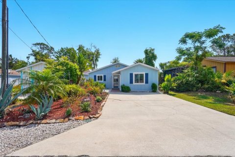 House in Flagler Beach, Florida 2 bedrooms, 118.54 sq.m. № 1681791 - photo 28