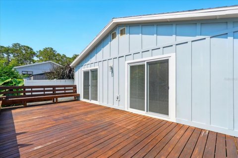 House in Flagler Beach, Florida 2 bedrooms, 118.54 sq.m. № 1681791 - photo 24