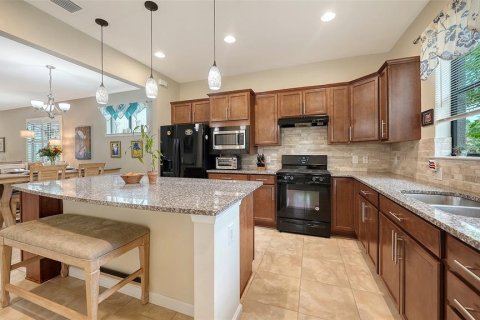 House in Bradenton, Florida 2 bedrooms, 136.57 sq.m. № 2419078 - photo 19