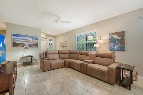House in Bradenton, Florida 2 bedrooms, 136.57 sq.m. № 2419078 - photo 11
