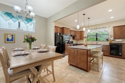House in Bradenton, Florida 2 bedrooms, 136.57 sq.m. № 2419078 - photo 16