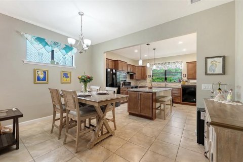 House in Bradenton, Florida 2 bedrooms, 136.57 sq.m. № 2419078 - photo 13
