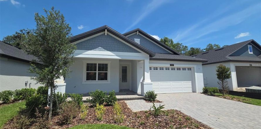 House in Brooksville, Florida 4 bedrooms, 201.23 sq.m. № 2092504