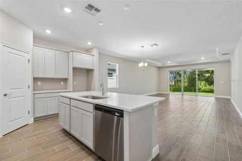 Villa ou maison à vendre à Brooksville, Floride: 4 chambres, 201.23 m2 № 2092504 - photo 4